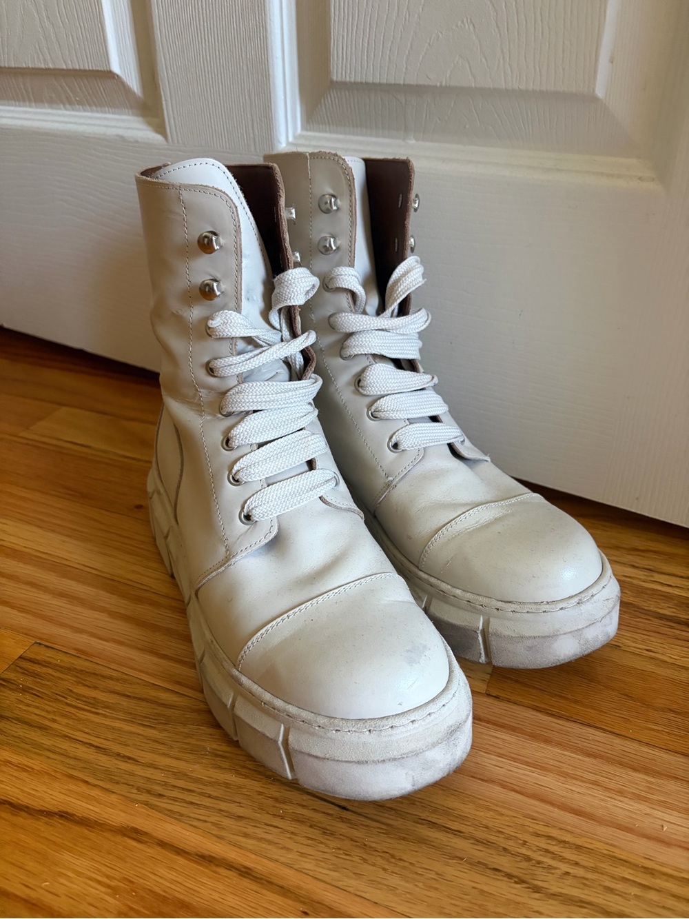 ALOHAS CAN CAN Boots